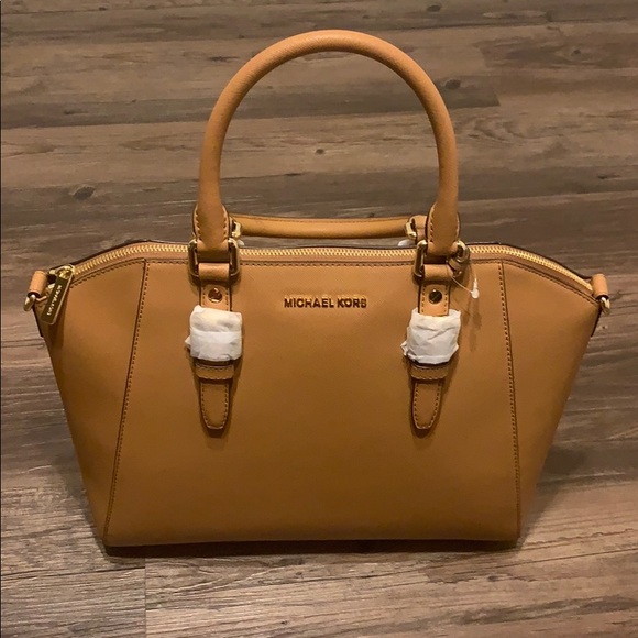 Tan Michael KORS Purse - Picture 1 of 4